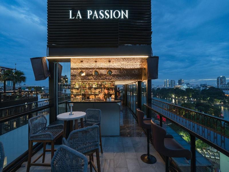 La Passion Premium Cau Go Hotel image