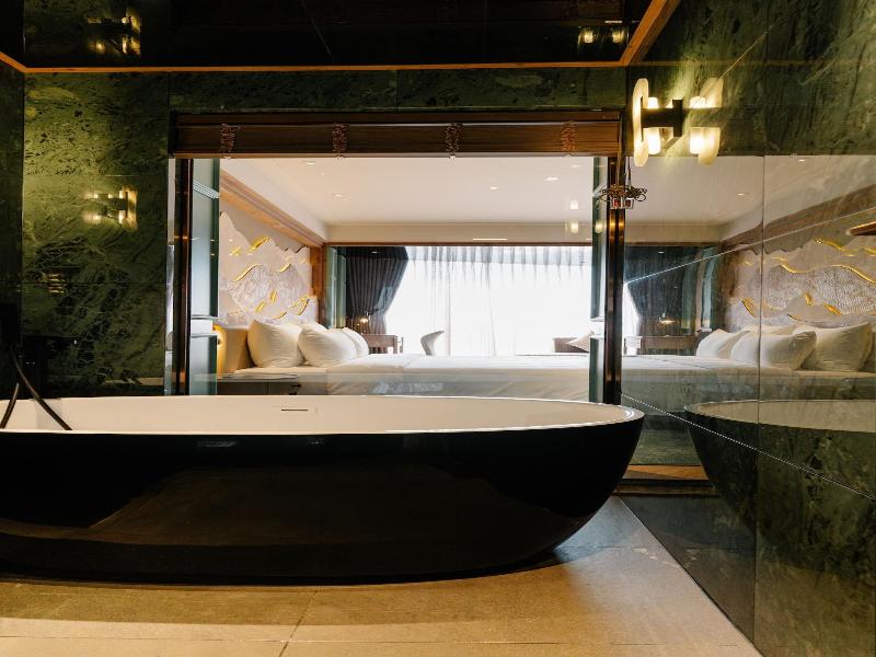 La Passion Premium Cau Go Hotel image