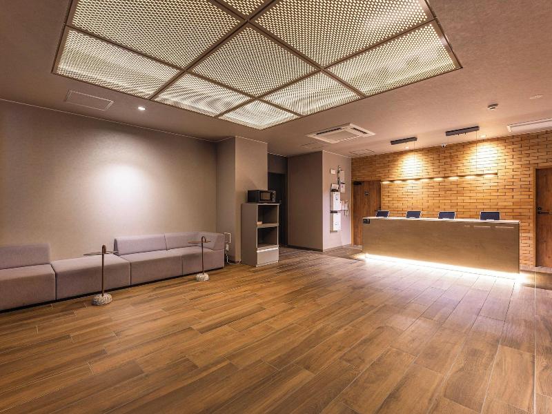 Lacer Okinawa Naha Miebashi image