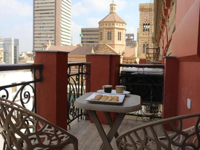 Mid Downtown Hotel image
