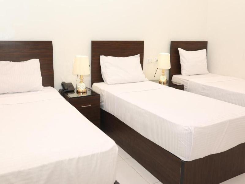 Mid Downtown Hotel image
