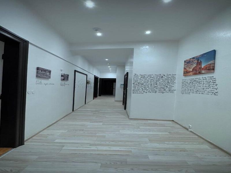 Fivehostel image