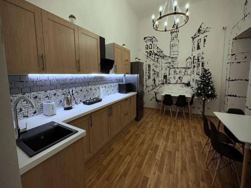 Fivehostel image