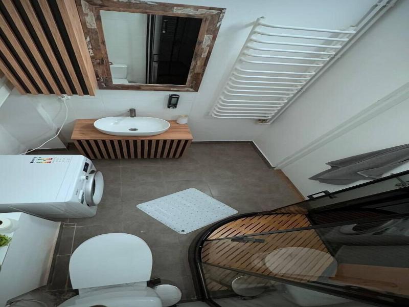 Fivehostel image