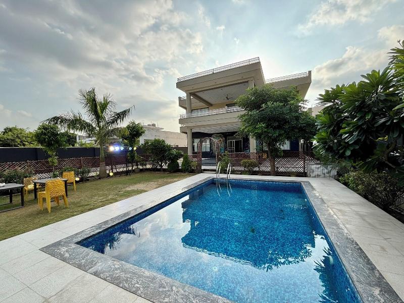 Gobravo 11 6bhk Farm With Pool Sohna Road Gurgao image