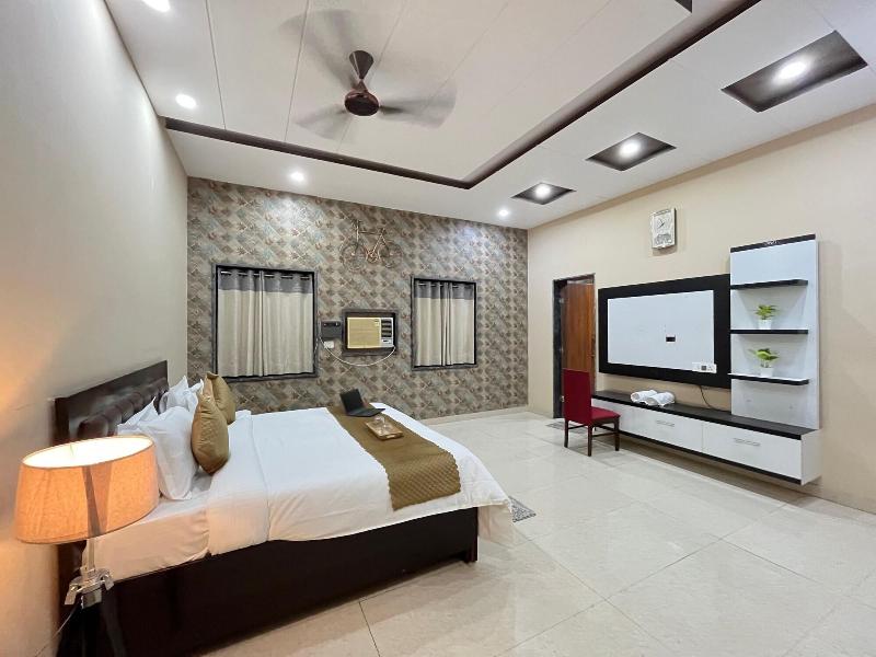 Gobravo 11 6bhk Farm With Pool Sohna Road Gurgao image