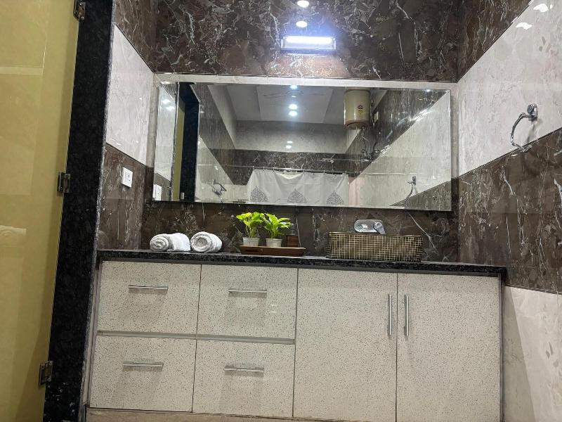 Gobravo 11 6bhk Farm With Pool Sohna Road Gurgao image