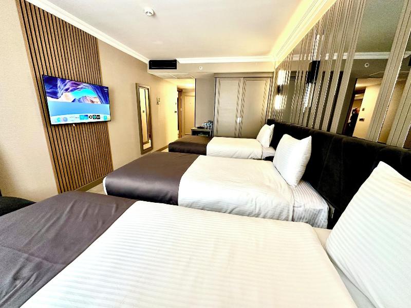 Aven Hotel image