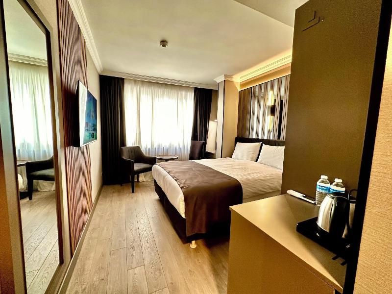 Aven Hotel image