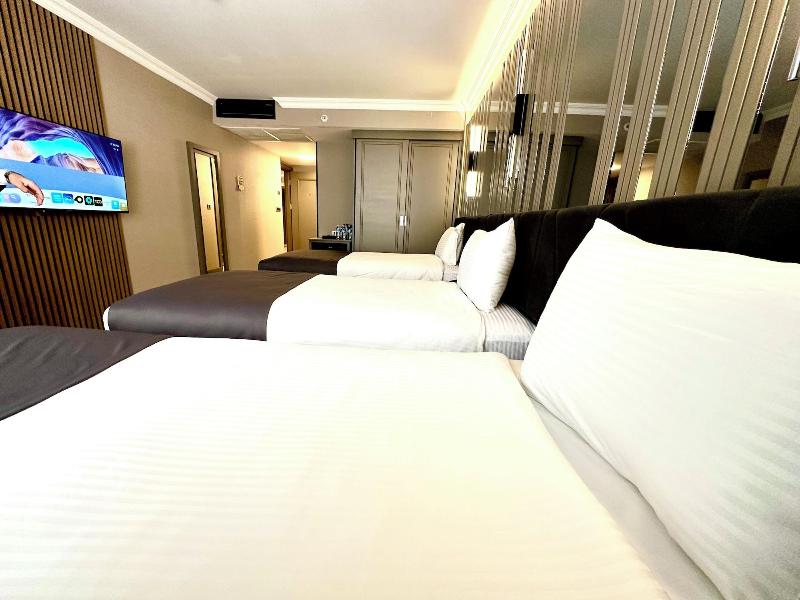 Aven Hotel image