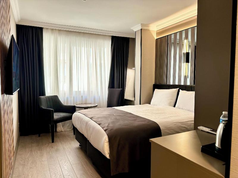 Aven Hotel image