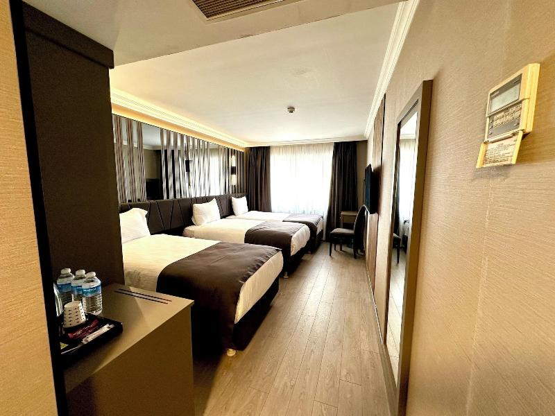 Aven Hotel image