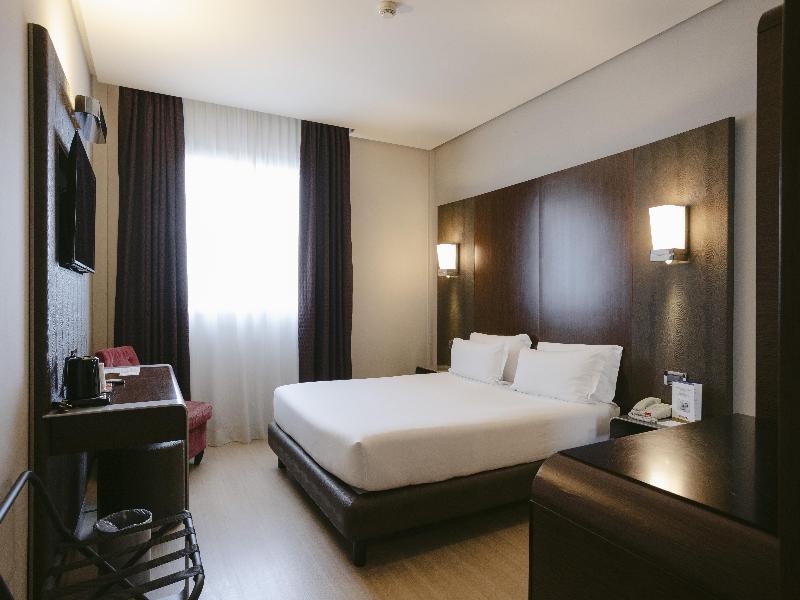 Best Western Hotel Goldenmile Milan image