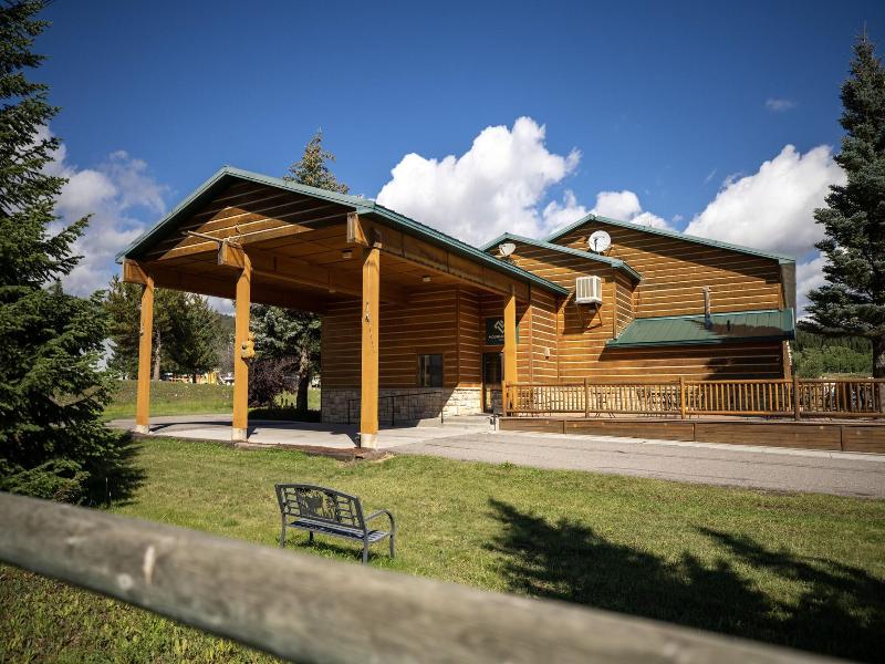Mountain Vista Hotel image