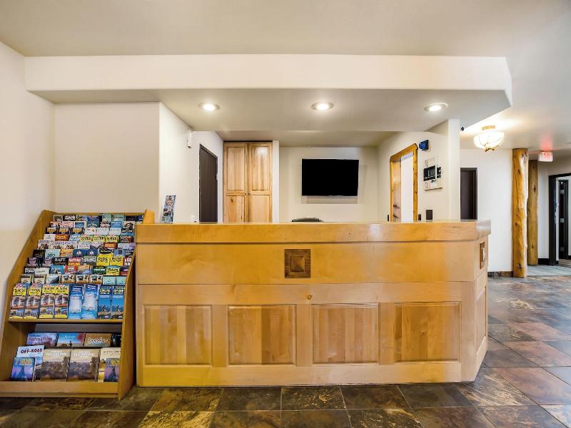 Mountain Vista Hotel image