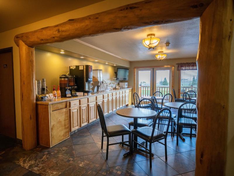 Mountain Vista Hotel image