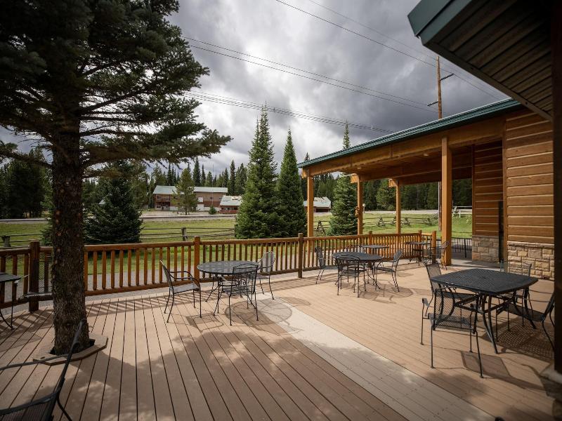 Mountain Vista Hotel image