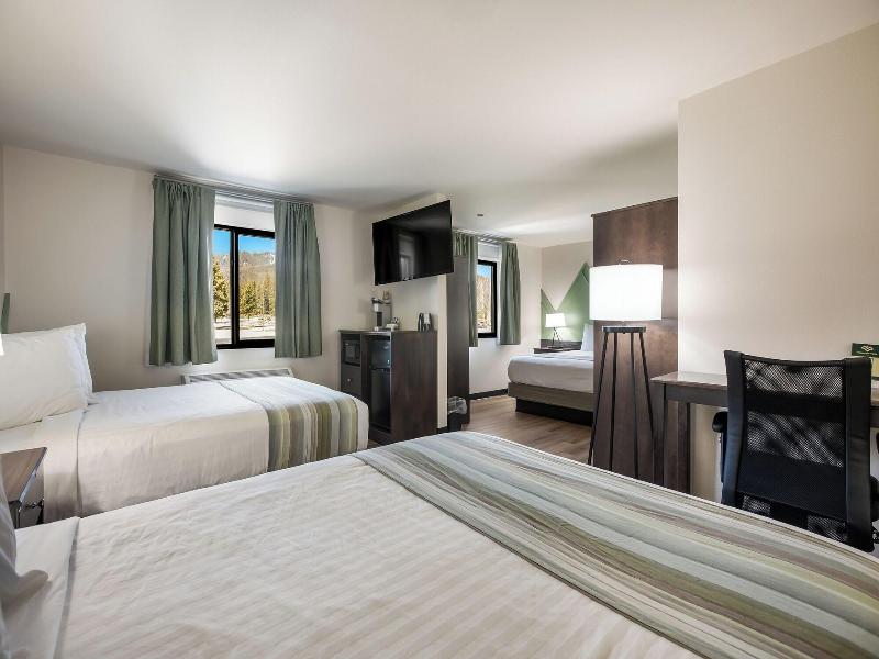 Mountain Vista Hotel image