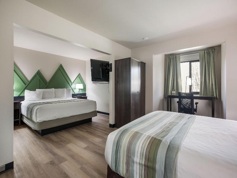 Mountain Vista Hotel image