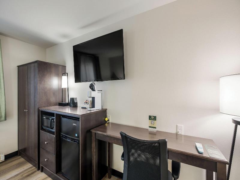 Mountain Vista Hotel image