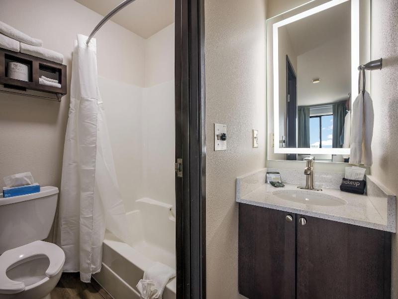 Mountain Vista Hotel image