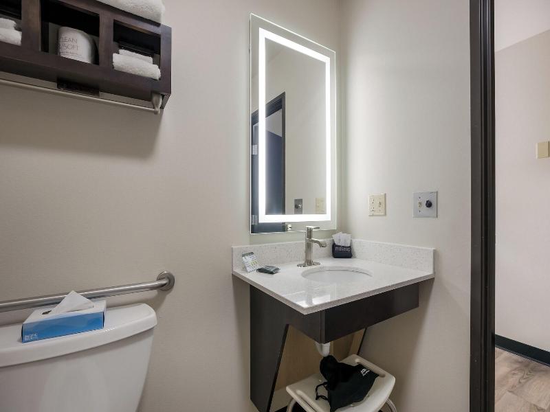 Mountain Vista Hotel image