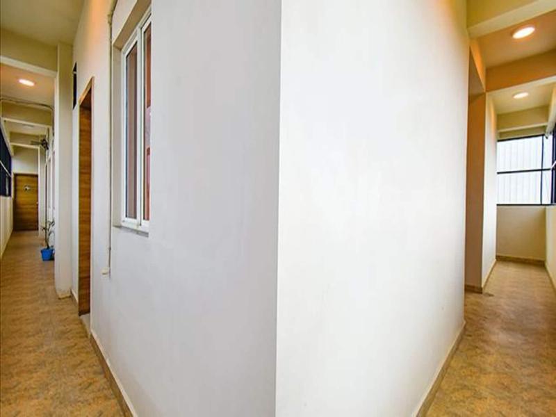 Fabhotel Tiru Residency image