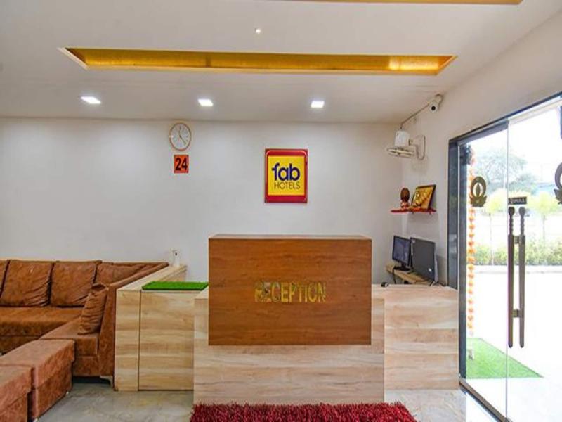 Fabhotel Tiru Residency image