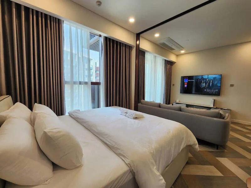 Kotrip Metropole Paradise Vacation image
