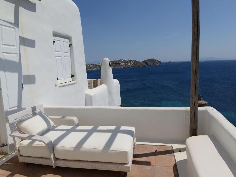 Topos Exclusive Mykonos