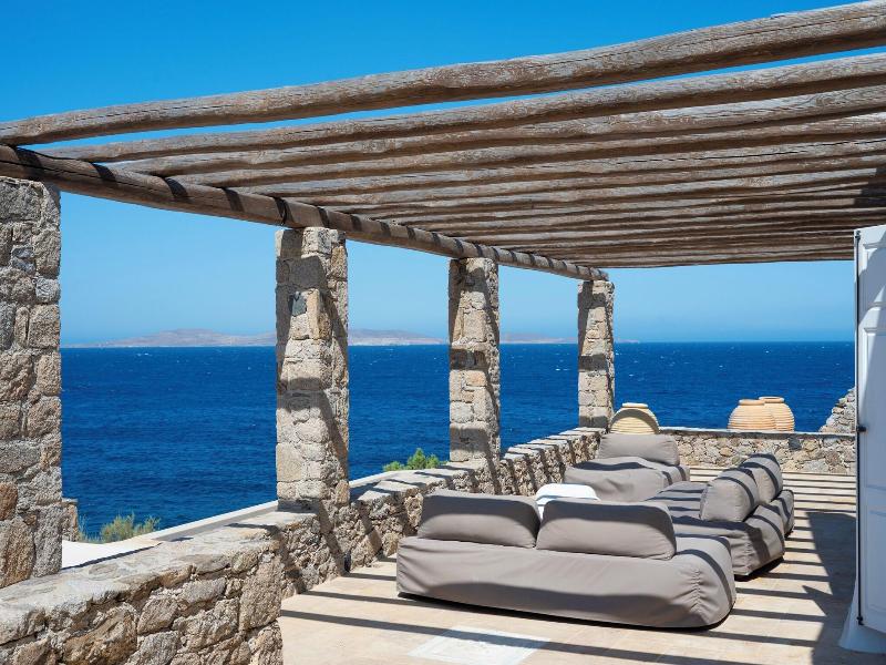 Topos Exclusive Mykonos