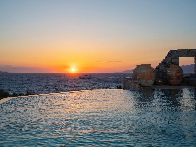 Topos Exclusive Mykonos