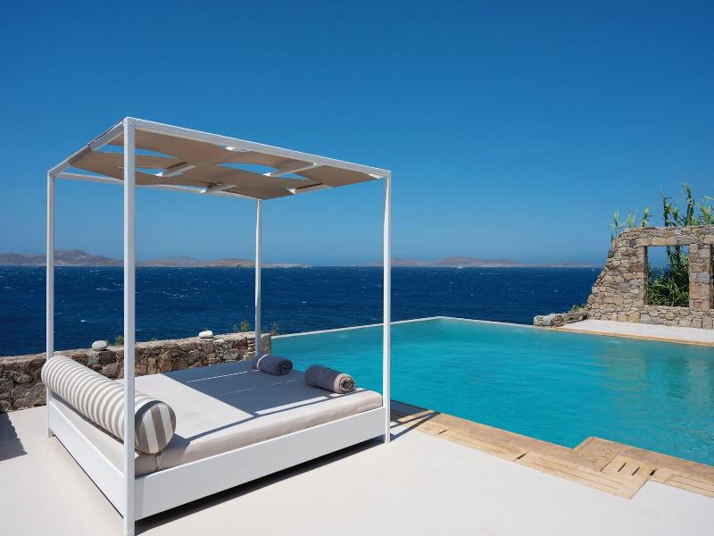 Topos Exclusive Mykonos