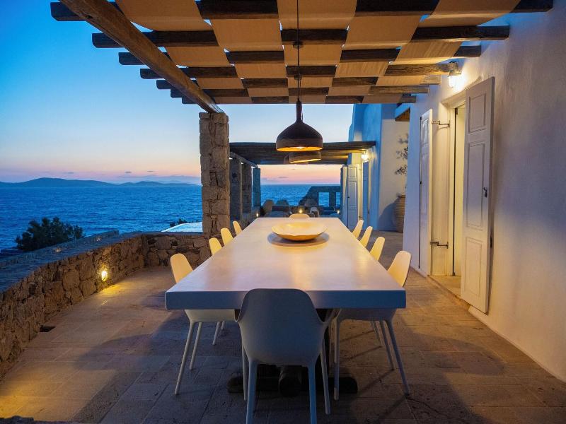Topos Exclusive Mykonos gallery photo 9