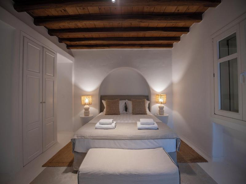 Topos Exclusive Mykonos gallery photo 20