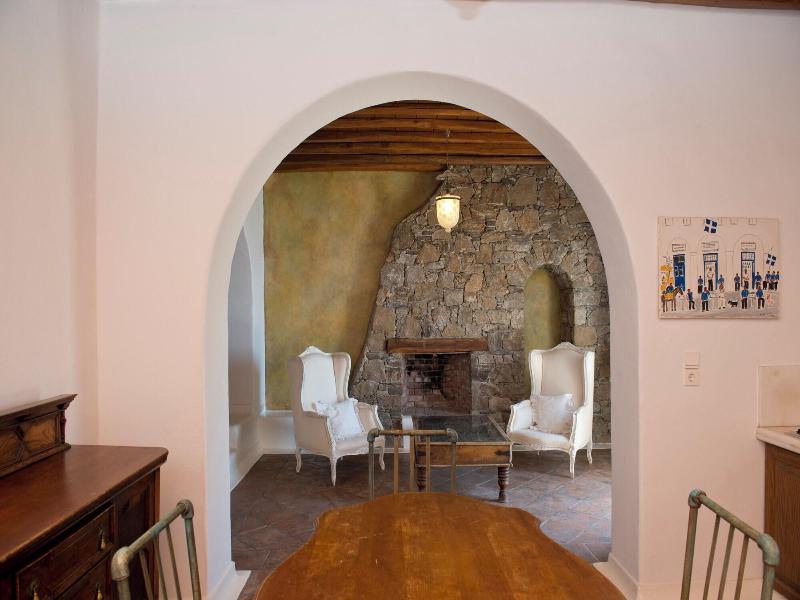 Topos Exclusive Mykonos gallery photo 23