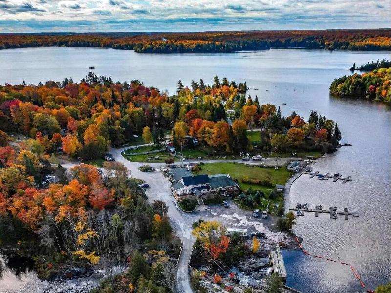 Ahmic Lake Resort, Magnetawan