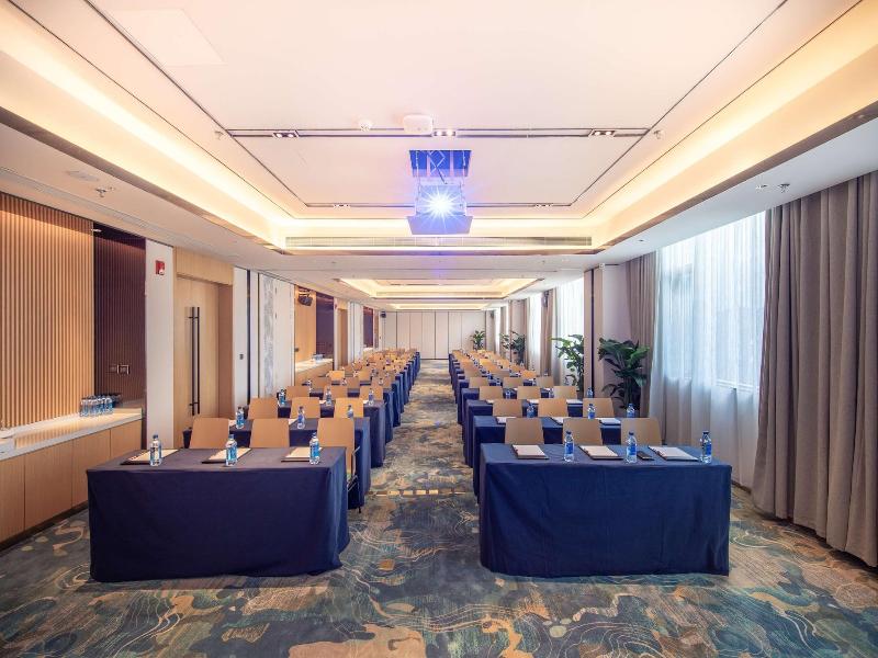 Hilton Garden Inn Shenzhen Nanshan Avenue image