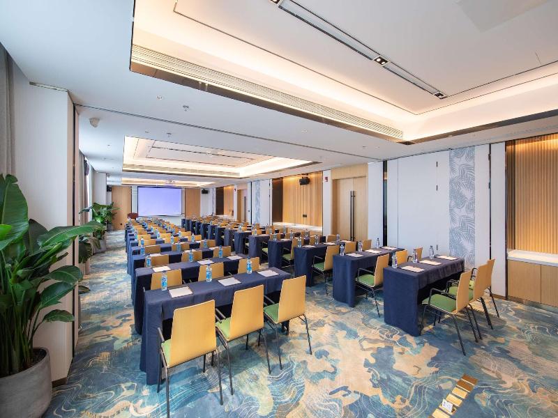 Hilton Garden Inn Shenzhen Nanshan Avenue image
