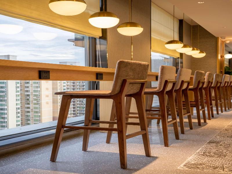 Hilton Garden Inn Shenzhen Nanshan Avenue image