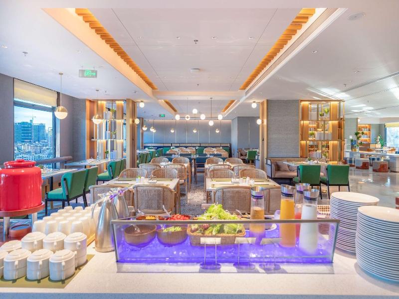 Hilton Garden Inn Shenzhen Nanshan Avenue image