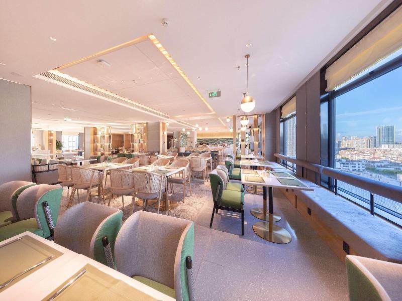 Hilton Garden Inn Shenzhen Nanshan Avenue image