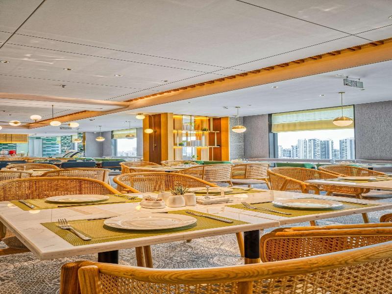 Hilton Garden Inn Shenzhen Nanshan Avenue image