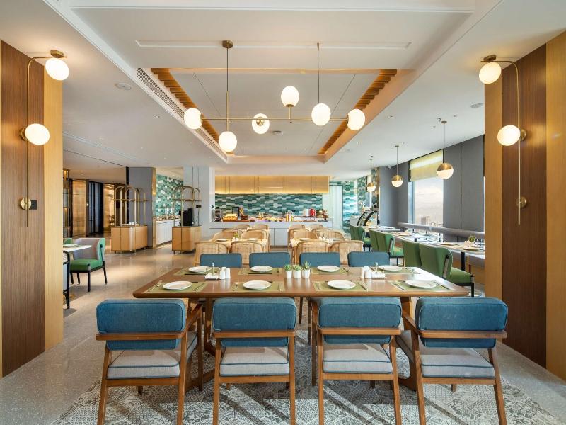 Hilton Garden Inn Shenzhen Nanshan Avenue image
