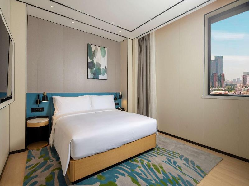 Hilton Garden Inn Shenzhen Nanshan Avenue image