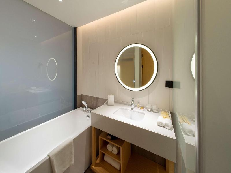 Hilton Garden Inn Shenzhen Nanshan Avenue image