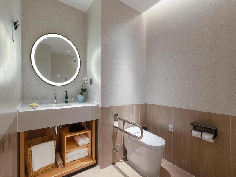 Hilton Garden Inn Shenzhen Nanshan Avenue image
