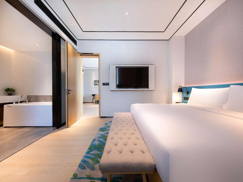Hilton Garden Inn Shenzhen Nanshan Avenue image