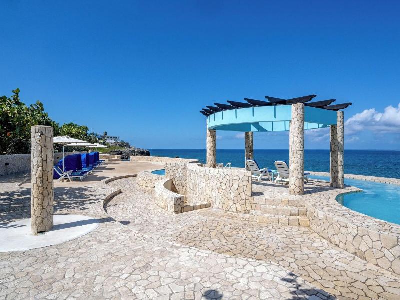 Ocean Cliff Hotel Negril Limited image