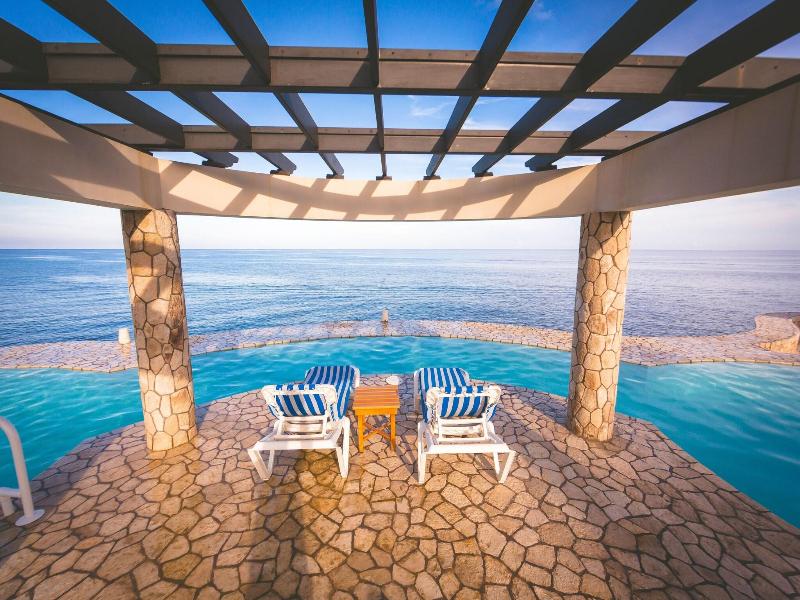 Ocean Cliff Hotel Negril Limited image